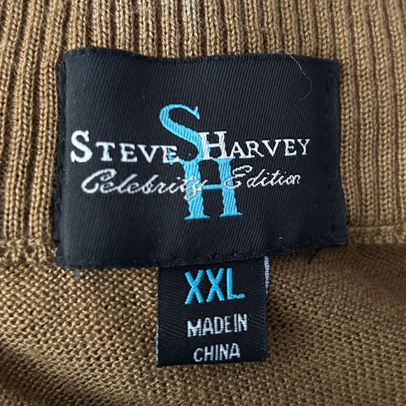 Steve Harvey Celebrity Edition Men’s 1/4 zip Pullover Sweater with Elbow Patches - Picture 4 of 5